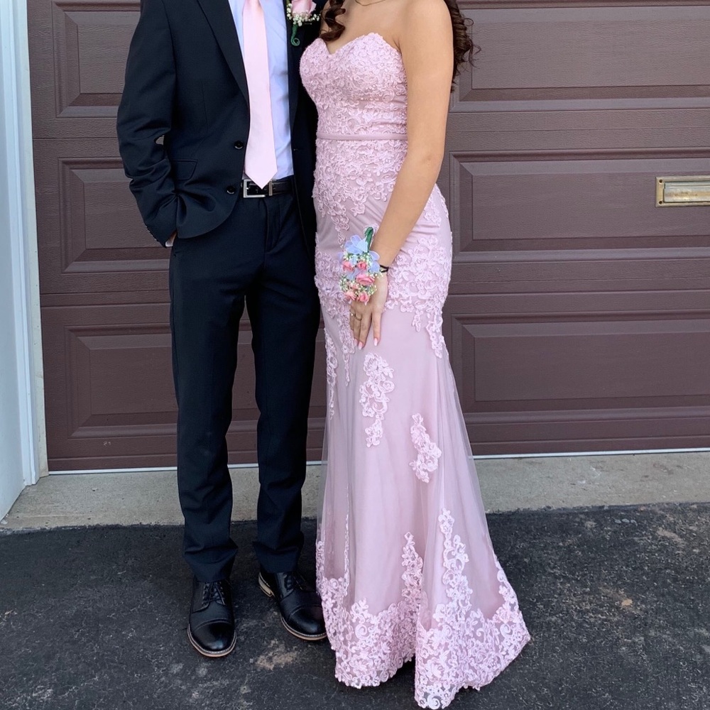PROM DRESS / FORMAL DRESS
